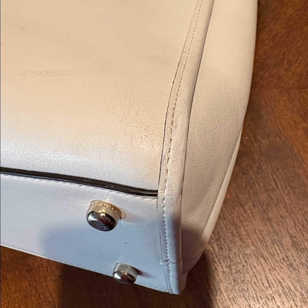 Coach Satchel Crossbody bag smooth leather cream/gold tone 4 turn locks EUC - Picture 10 of 17
